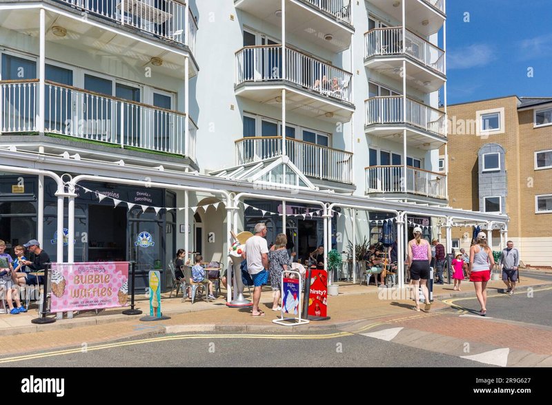 Experience the Thrill of Ice Fishing in UK at Your Favourite Live Casinos.